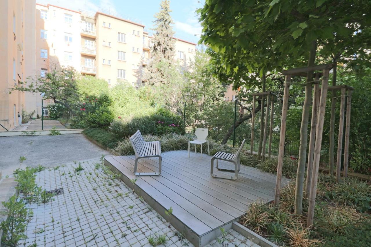 Apartment Relax Strasnice: With Private Infra-Sauna ! Praga Exterior foto